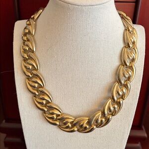 Vintage Chunky Gold Chain Necklace #426